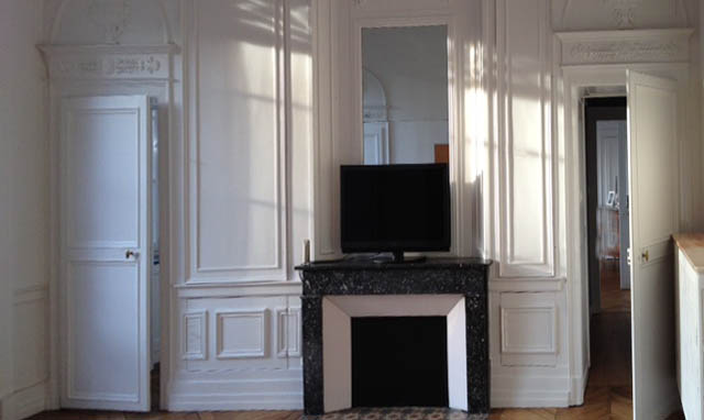 boiserie_derobee_fernee.jpg